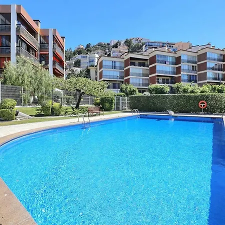 Private In With Pool Apartment Roses
