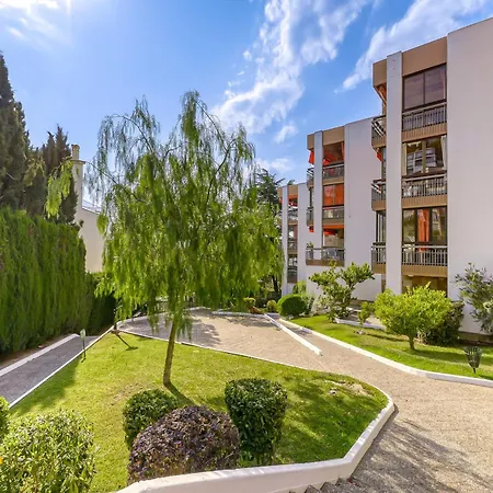 Apartment In Near Playa *