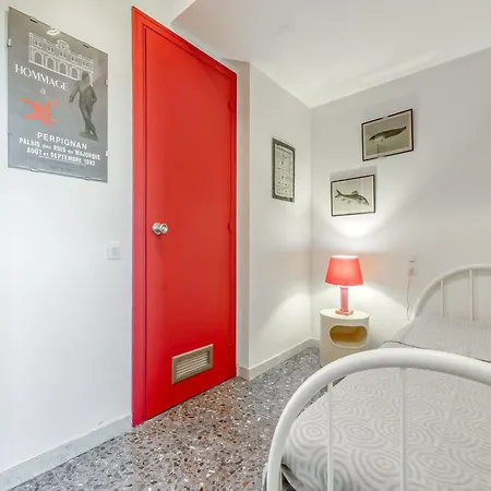 Private In With Pool Apartment