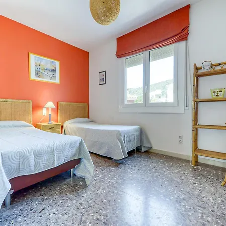 Apartment In Near Playa *